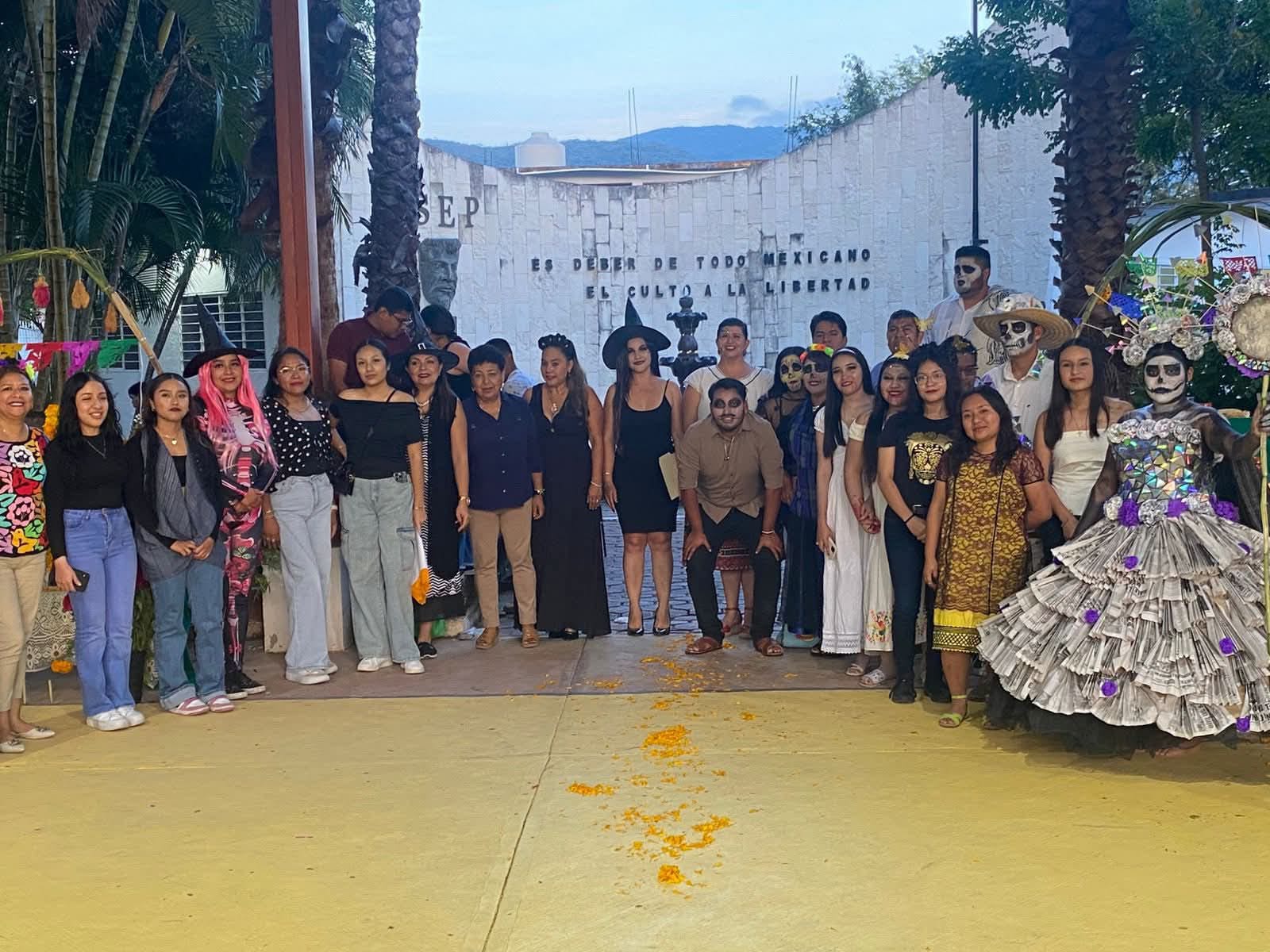 CALAVERITAS LITERARIAS OCTUBRE/2025